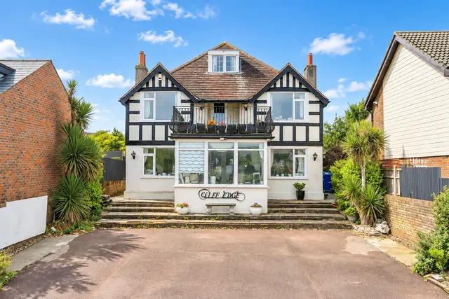 The Leas, Minster On Sea, ME12, photo 1