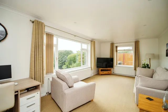 Maunsell Avenue, Preston, DT3, photo 2