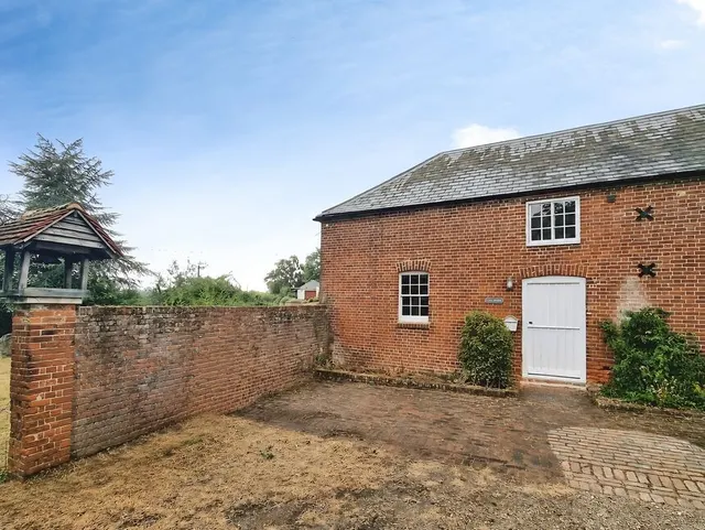 Brogdale Road, Ospringe, Kent, ME13, photo 1