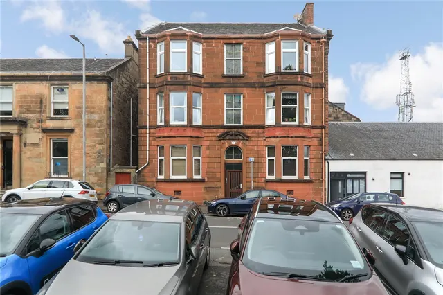 Ardgowan Square, Greenock, PA16, photo 1