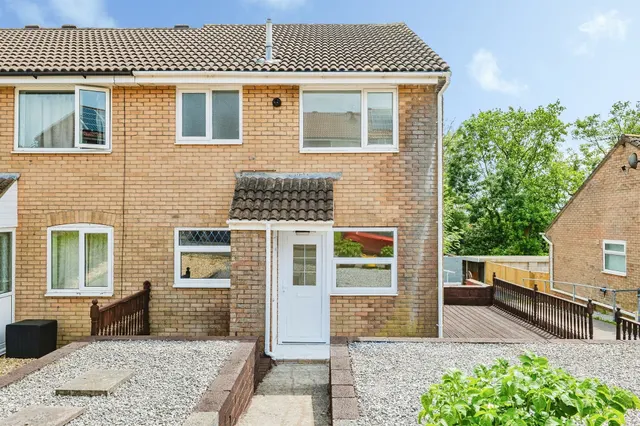 Hazeldene Avenue, Bridgend, CF31, photo 1