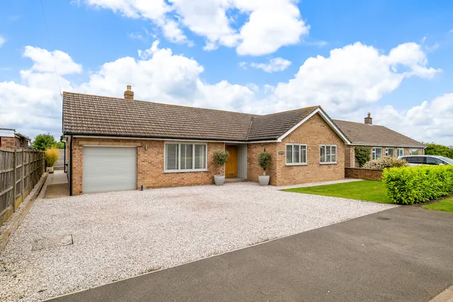 Willow Lane, Dunston, LN4, photo 1