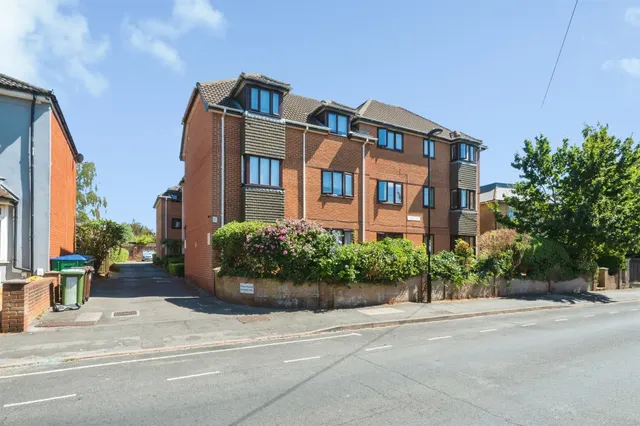 Park Road, SOUTHAMPTON, photo 1