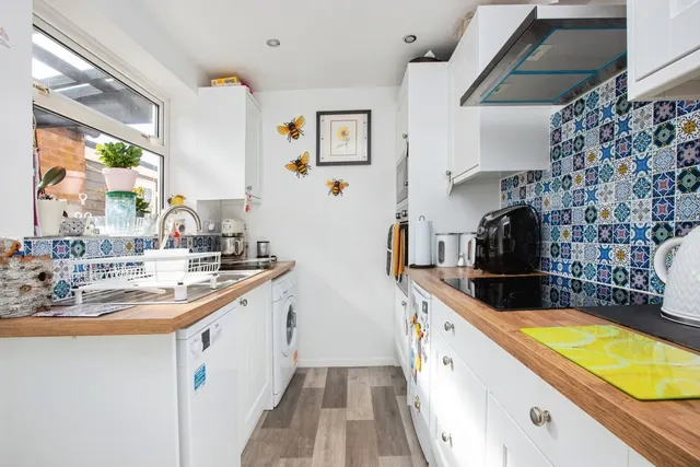 Newlands Crescent, Newton, DE55, photo 2