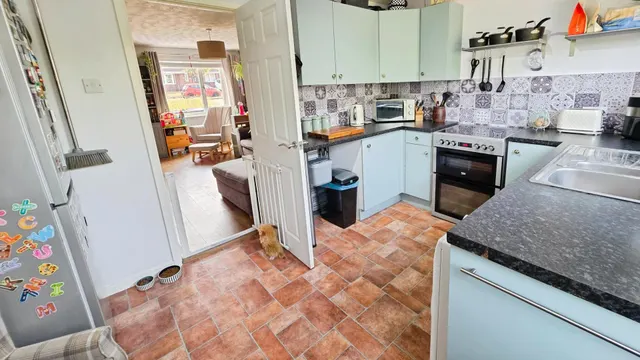 Hawks Way, Sleaford, NG34, photo 3