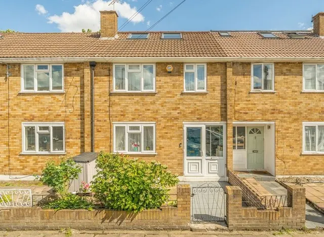 Besley Street, Streatham, SW16, photo 1