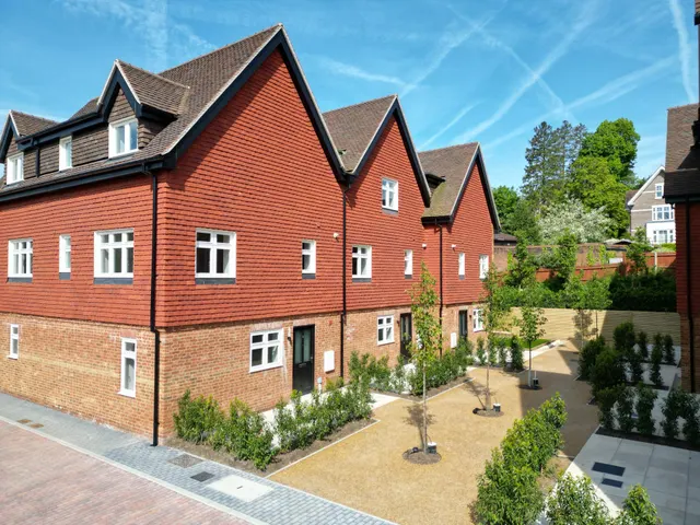 Kingswood Mews, Kingswood, KT20, photo 1