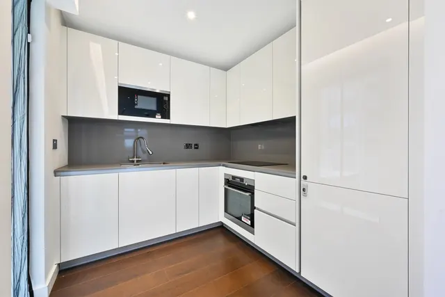 Lexington Gardens, Nine Elms, SW11, photo 3