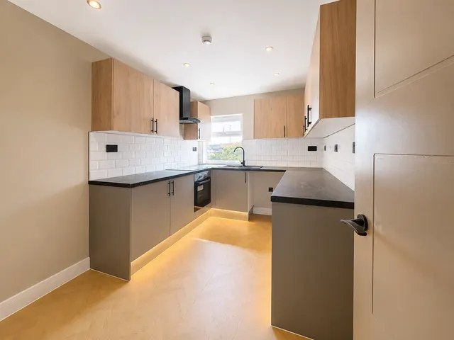 Hartington Road, Southend-On-Sea, photo 1