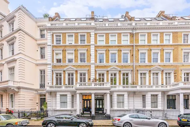 London, SW7, photo 1