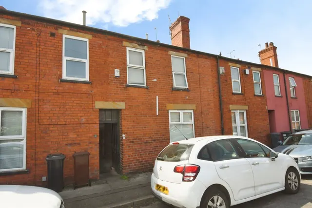 Photo 2 — Peel Street, Lincoln, Lincolnshire, LN5