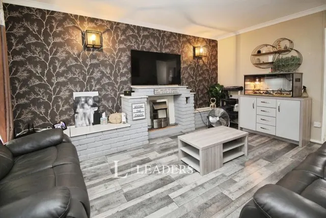 Crosslands, Stantonbury, MK14, photo 2