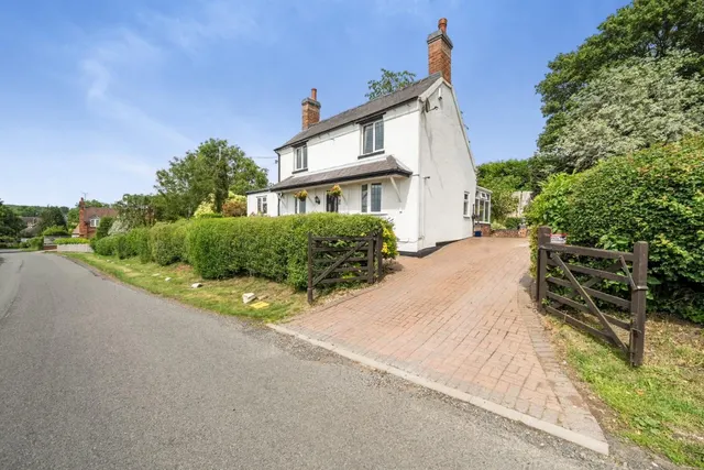 Wadbury Hill, Hunt End, B97, photo 1