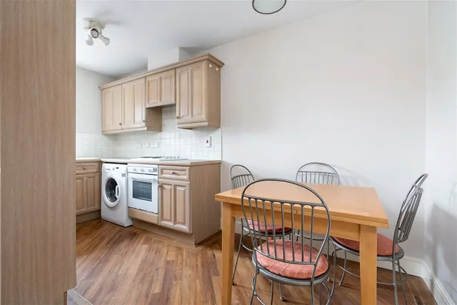 Thorney Mill Road, West Drayton, UB7, photo 2