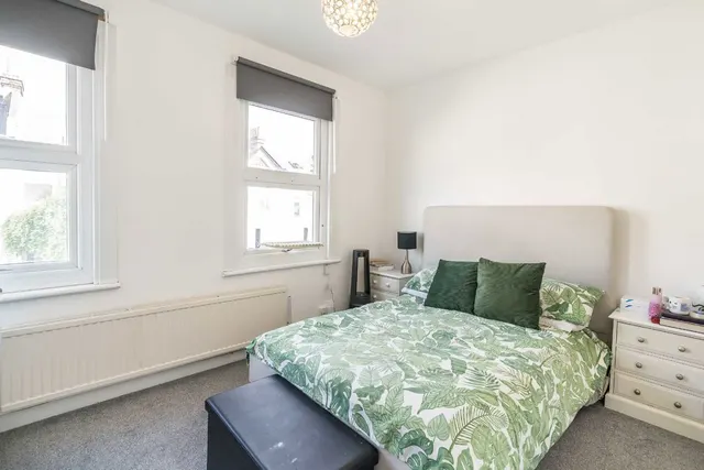 Sunnyhill Road, SW16, photo 3