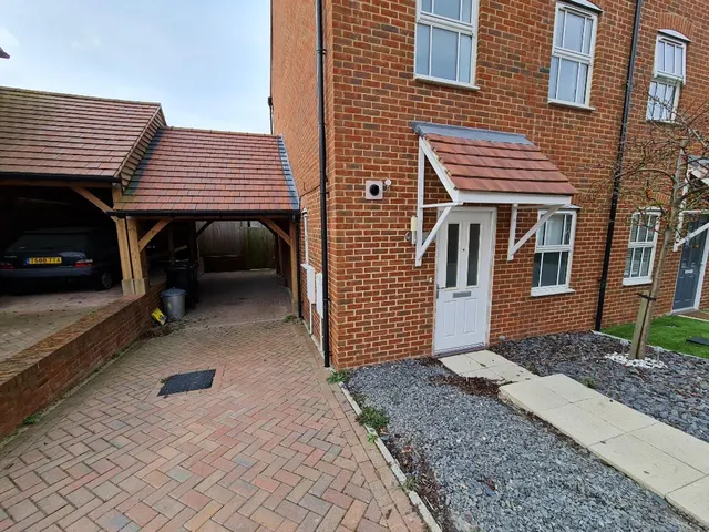 Merriall Close, Swanscombe, DA10, photo 1