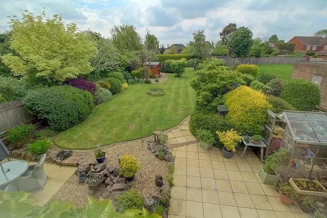 Langdale Drive, Nuneaton, CV11, photo 3