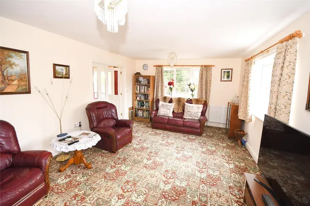 Photo 3 — Saxilby Road, Lincoln, Lincolnshire, LN1