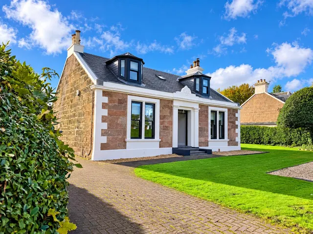South Deanpark Avenue, Bothwell, G71, photo 1