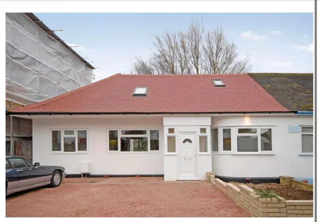 Highview Gardens, Edgware, HA8, photo 1
