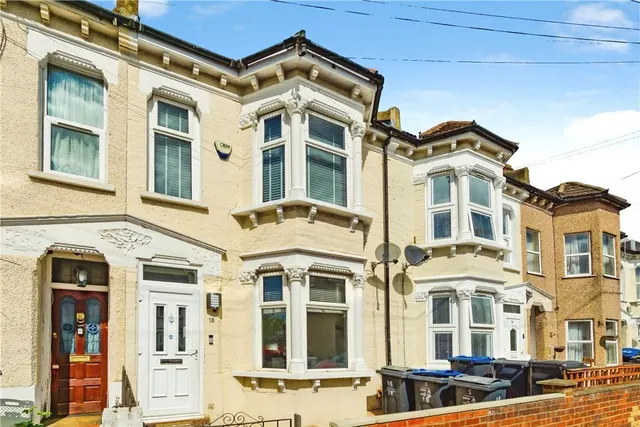 Lucerne Road, Thornton Heath, CR7, photo 1