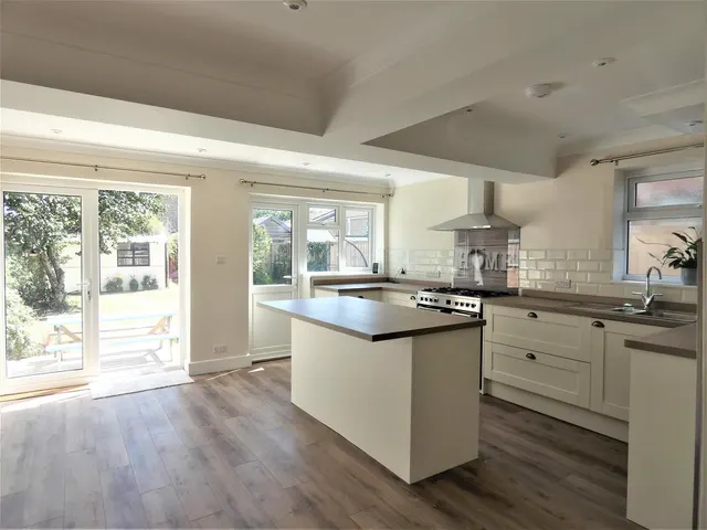 Photo 3 — St Marys Road, Fareham