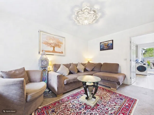 Smiths Drive, Pentrechwyth, SA1, photo 2