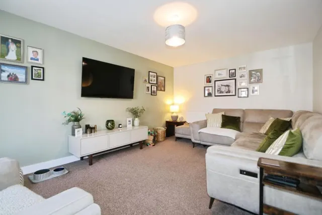 Glade Lane, Ashby-De-La-Zouch, LE65, photo 2