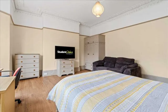 Lisson Grove, Plymouth, PL4, photo 1