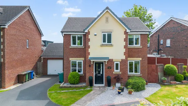 Parsonage Place, Wigan, Wigan, WN3 5DA, photo 1