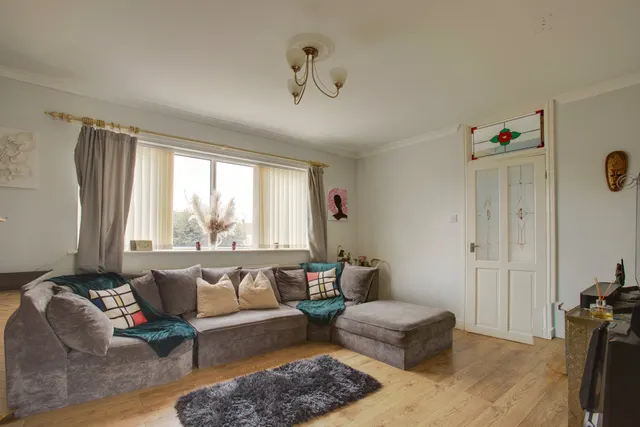 Shelford Close, Radcliffe-on-Trent, NG12, photo 3