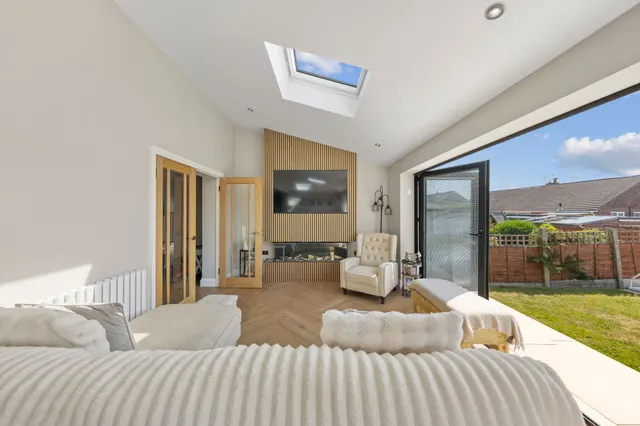 Photo 3 — Maple Road, Winwick, Warrington, Warrington, WA2 8NH
