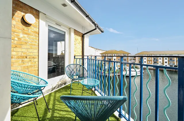 Victory Mews, The Strand, BN2, photo 2