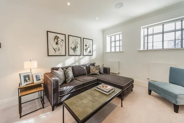 Rainville Rd, London, W6, photo 2