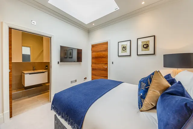 Rainville Rd, London, W6, photo 3