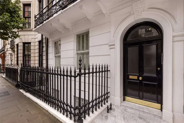 Harley Street, London, W1G 9PX, photo 1