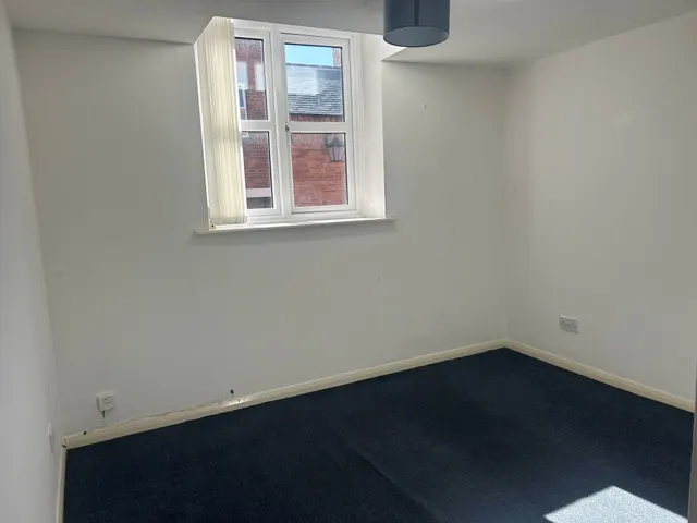 Charlotte Court, Eastwood, NG16, photo 2