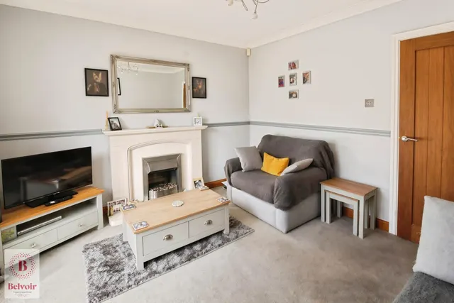 Berwick Drive, Burnley, BB12, photo 3