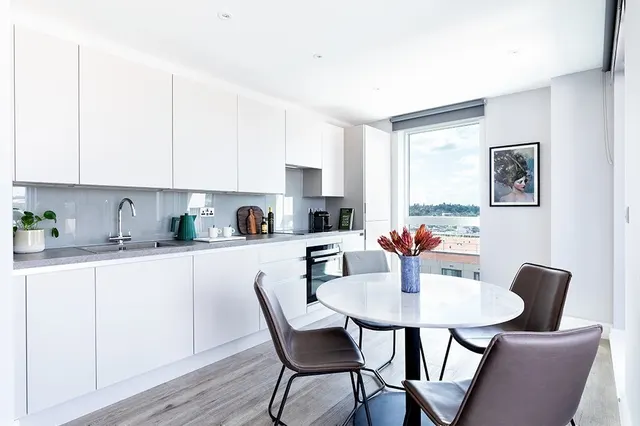 Marketfield Road, Redhill, RH1, photo 3