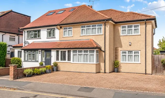 Horsley Close, Epsom, KT19, photo 1