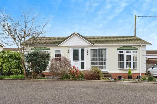 Heyford Leys, Upper Heyford, Bicester, photo 1