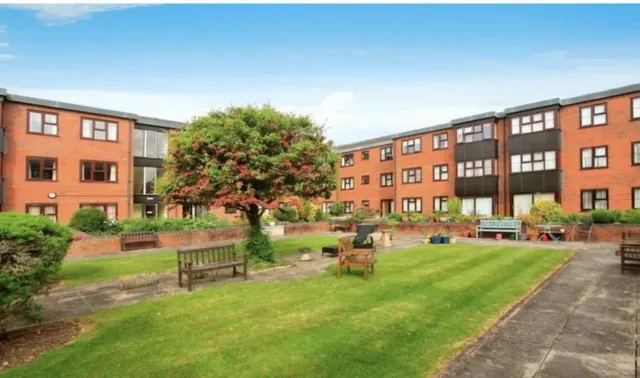 Lincoln Road, Peterborough, PE1, photo 1