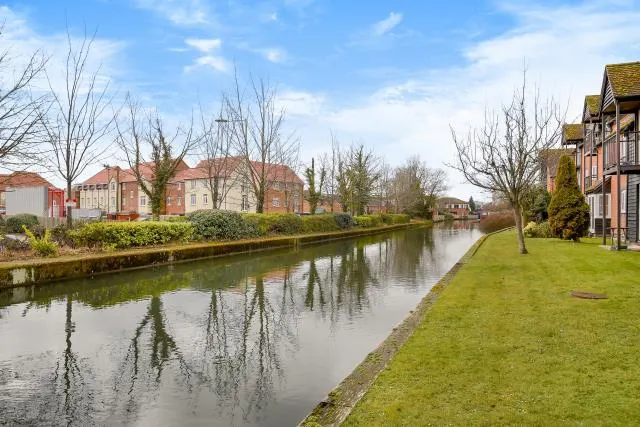 Mill Lane, Newbury, RG14, photo 1