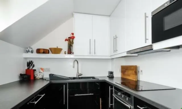 Mill Lane, Newbury, RG14, photo 3