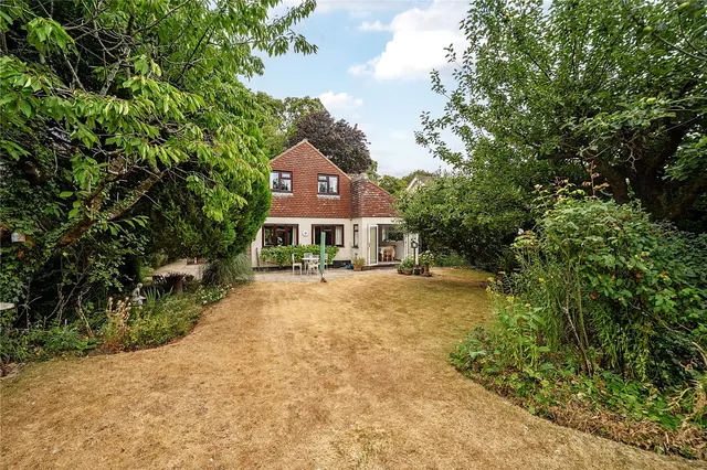 Photo 2 — Tunworth Road, Mapledurwell, Basingstoke, Hampshire, RG25 2LU