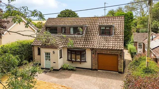 Tunworth Road, Mapledurwell, Basingstoke, Hampshire, RG25 2LU, photo 1