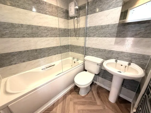 Wooton Close, Redditch, photo 1