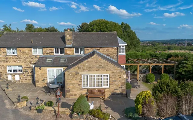 Paddock Road, Staincross, Barnsley, S..., photo 1