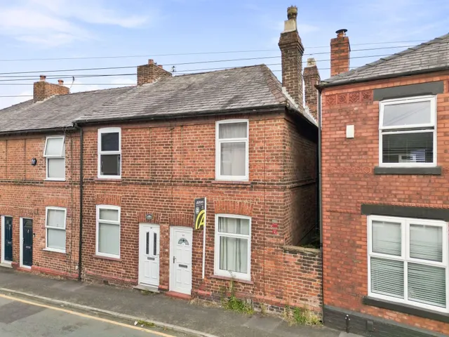 Chapel Lane, Stockton Heath, Warrington, Warrington, WA4 6LL, photo 1