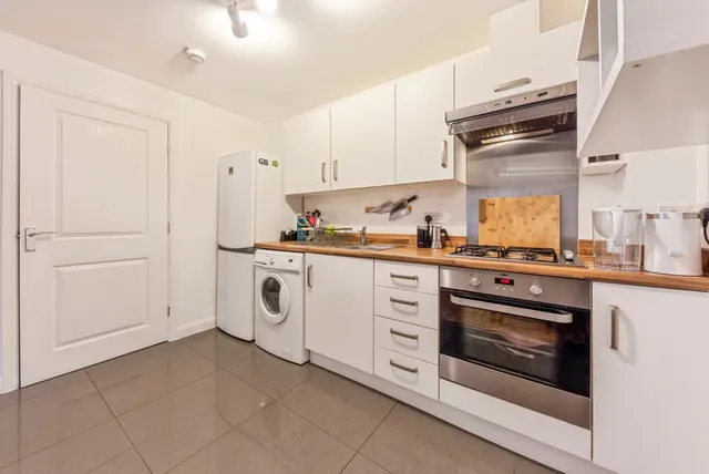 Kings Sconce Avenue, Newark, NG24, photo 1